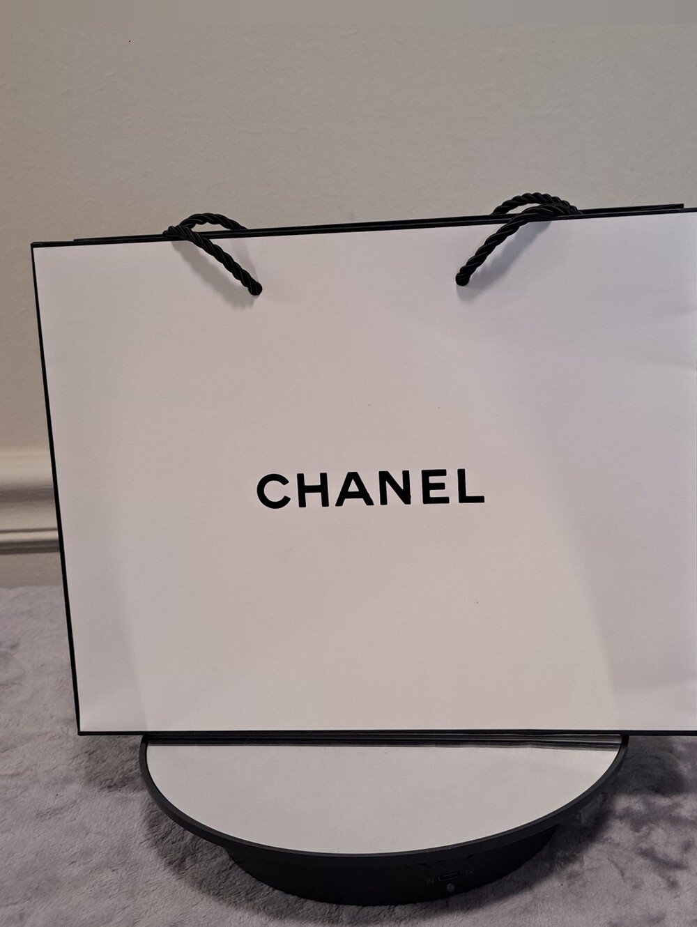 Chanel Chance 0.25 Fl Oz& Beauty Gift Set 10 Pc Bundle Pouch Headbands & More - Picture 4 of 15